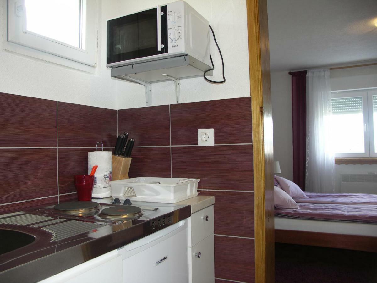 Apartments Zegarac House Korenica Exterior photo